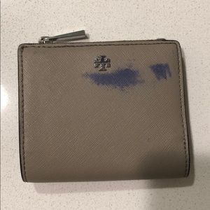 SOLD! TORY BURCH wallet